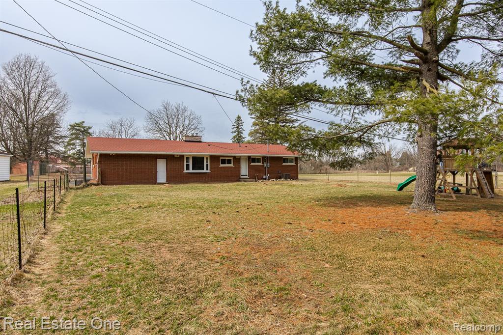 475 S Coats Road, Oxford, MI 48371 — Photo 38