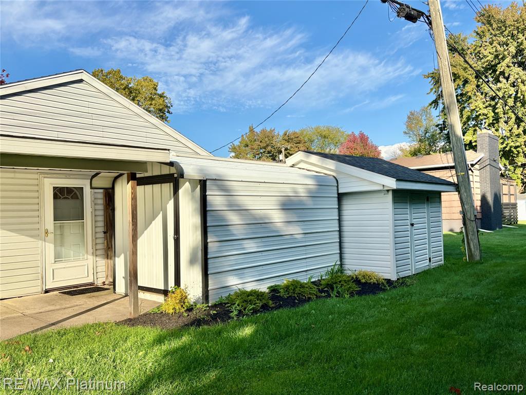 971 Strawberry Street, Dundee, MI 48131 — Photo 17