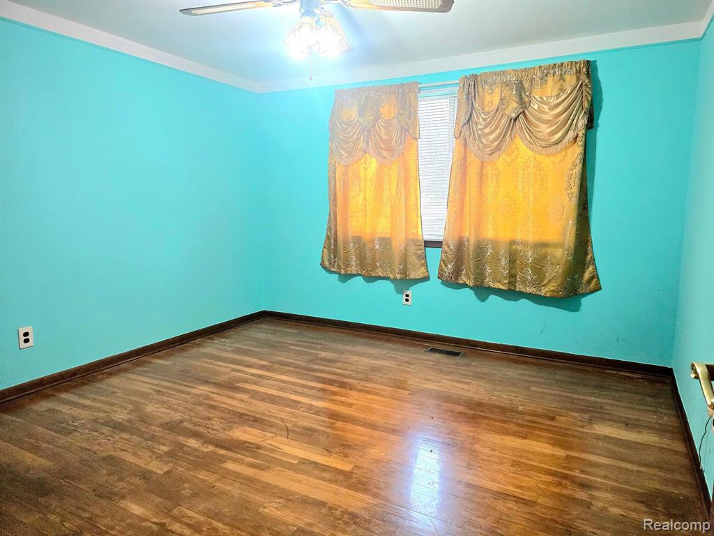 47425 Westlake Drive, Shelby Twp, MI 48315 — Photo 33
