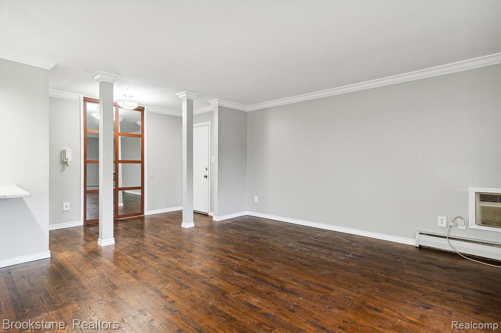 359 CONCORD PL, Unit 3, Bloomfield Hills, MI 48304 — Photo 5