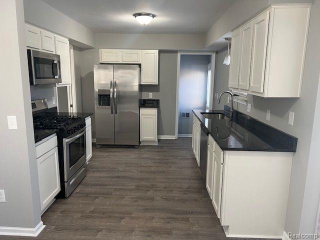 44720 W 10 MILE Road, Novi, MI — Photo 3