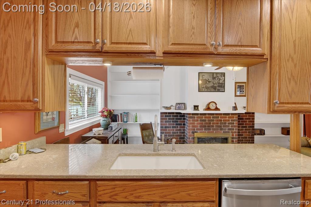 9343 Caprice Drive, Plymouth, MI 48170 — Photo 14