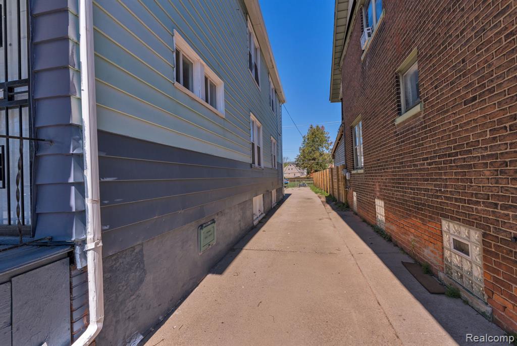 6732 Clifton Street, Detroit, MI 48210 — Photo 5