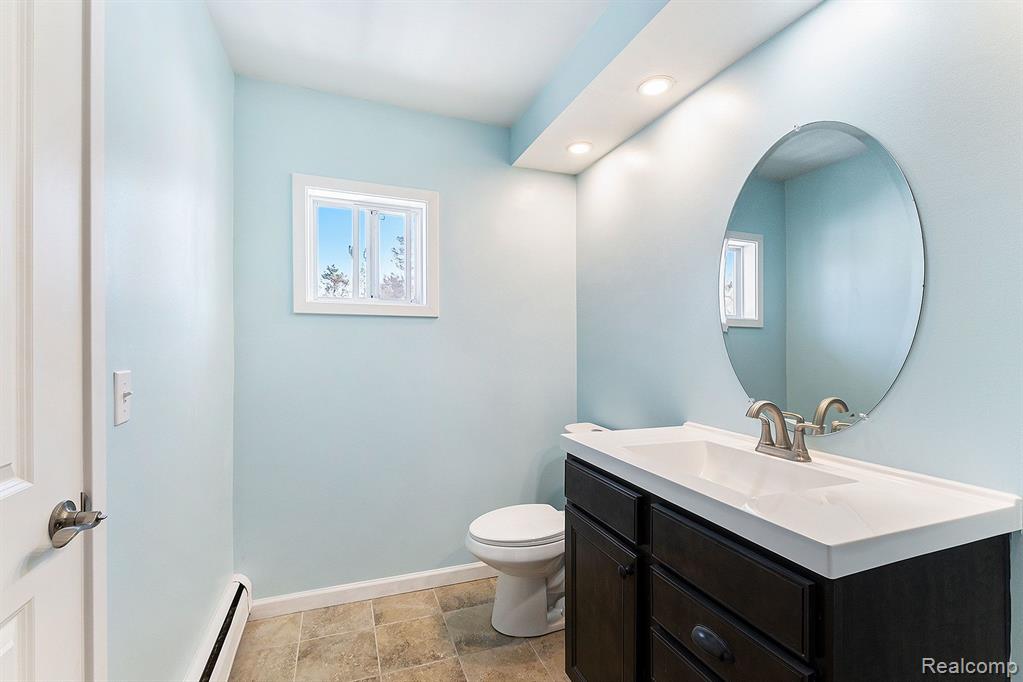 4241 S VASSAR Road, Davison, MI 48423 — Photo 11