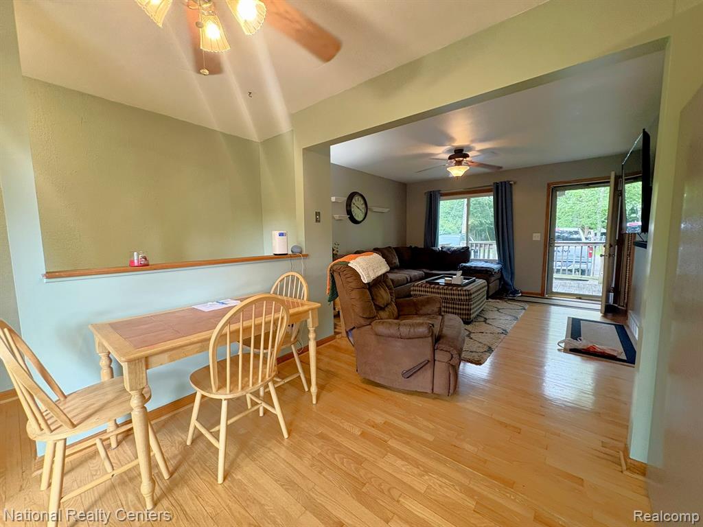 5611 Blackmoor Street, Commerce Twp, MI 48382 — Photo 4
