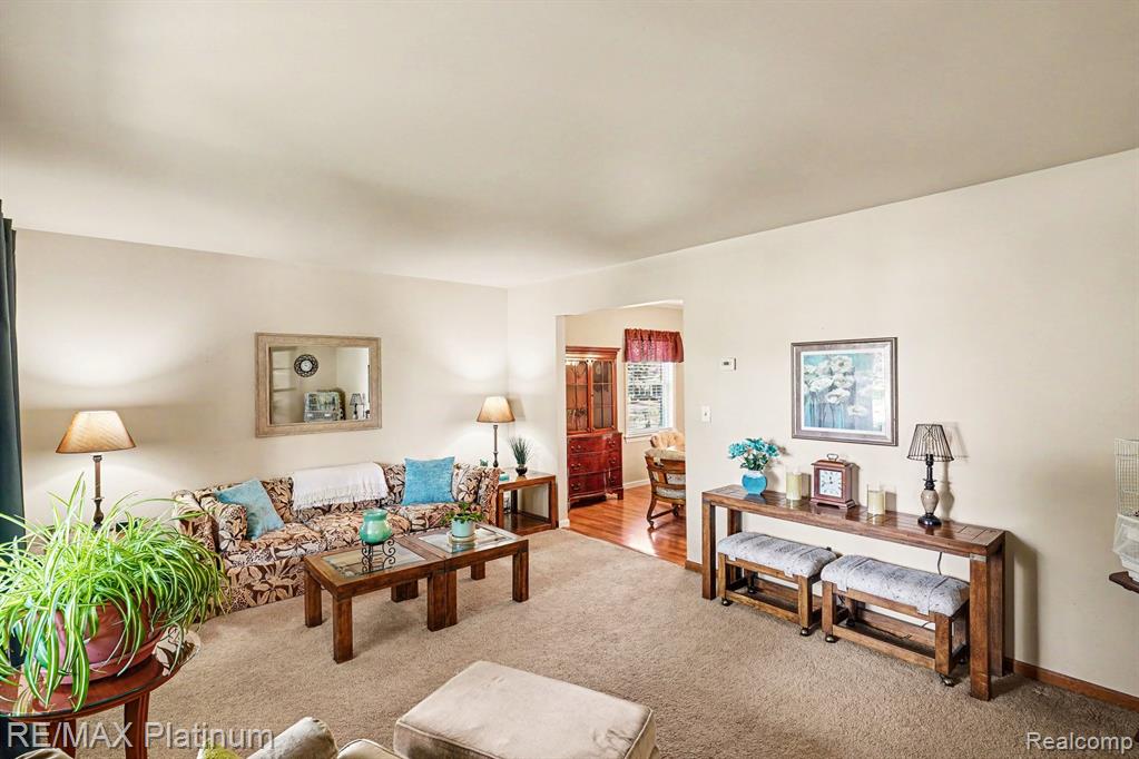 61959 Topsfield Lane, South Lyon, MI 48178 — Photo 5