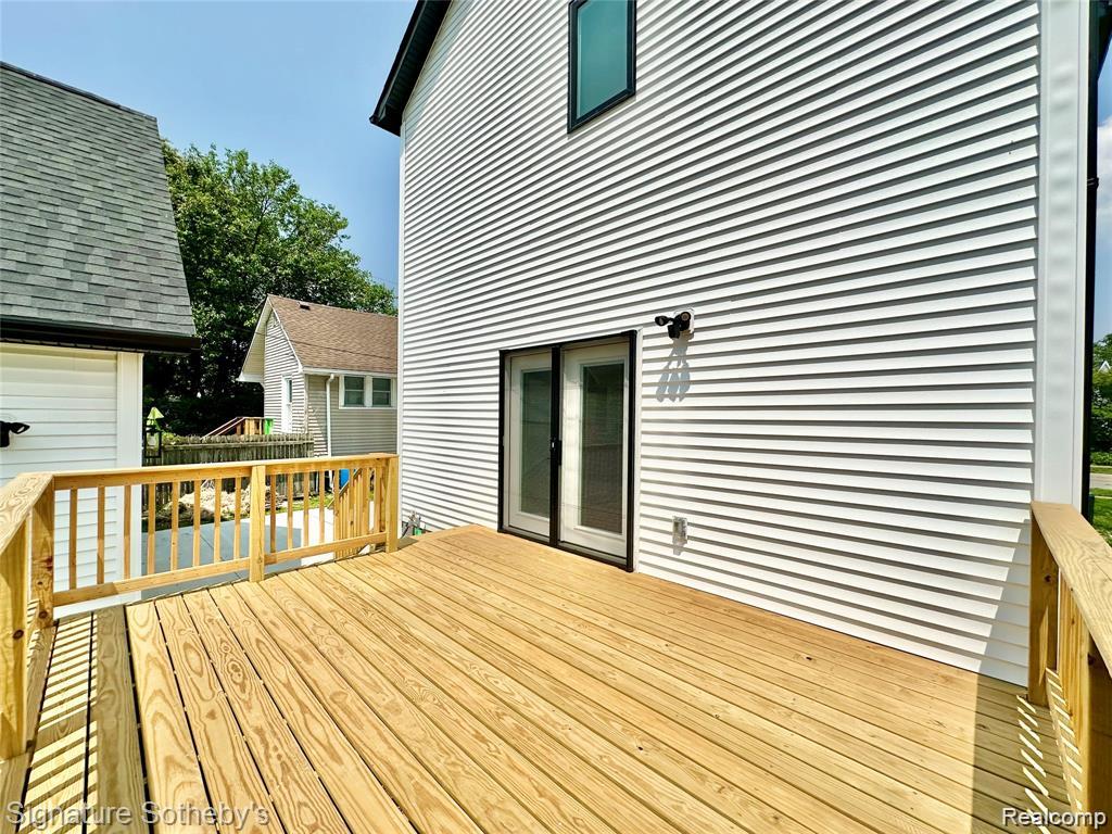 442 Ardmore Drive, Ferndale, MI 48220 — Photo 9
