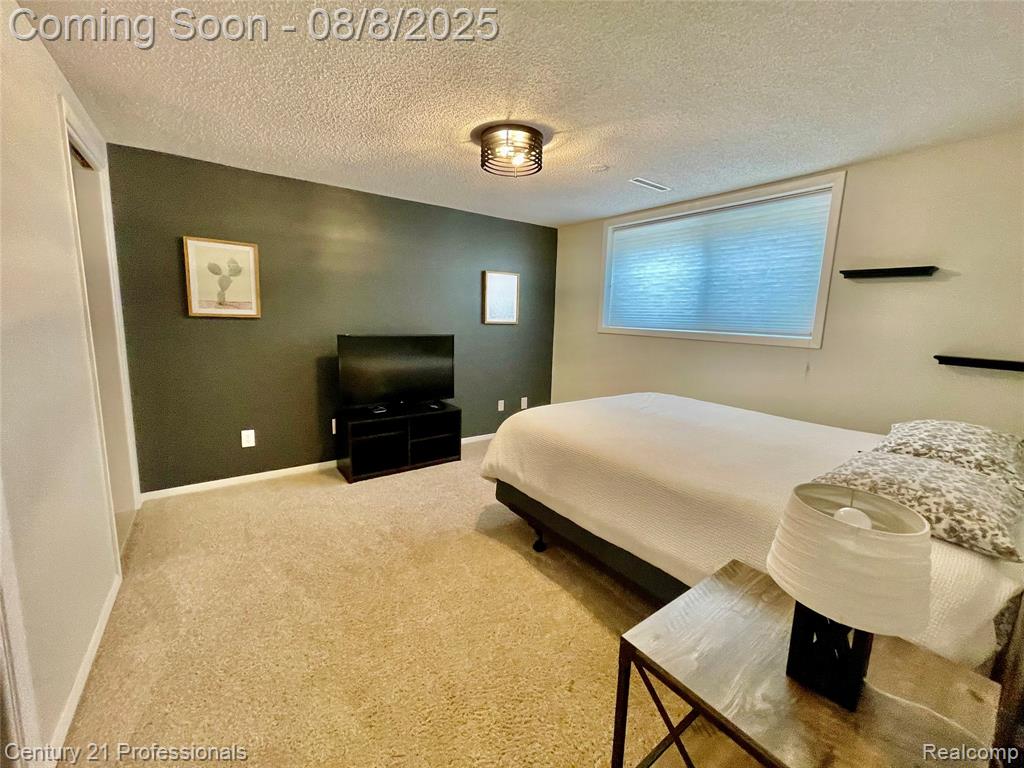 709 Hollybrook Drive, Midland, MI 48642 — Photo 19
