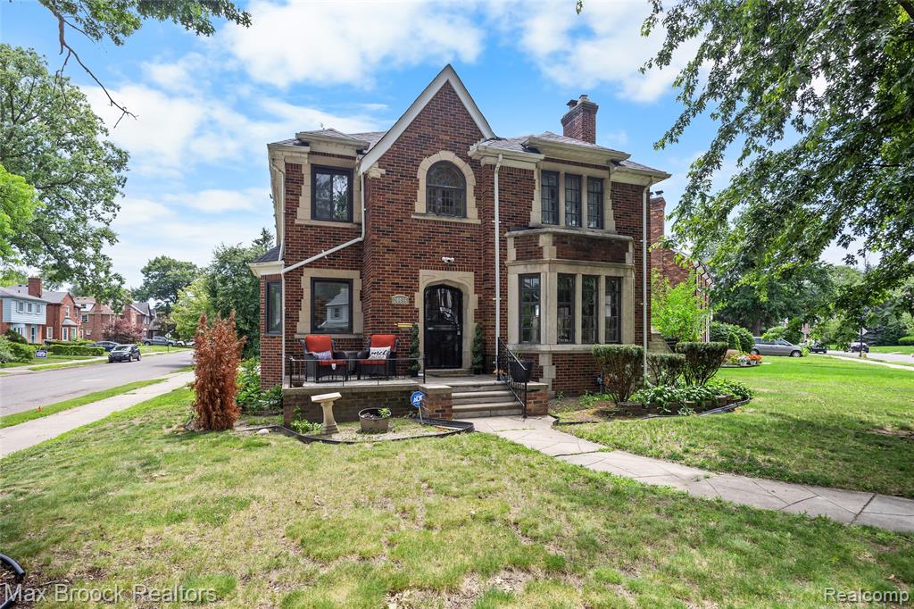 20096 Shrewsbury Road, Detroit, MI 48221