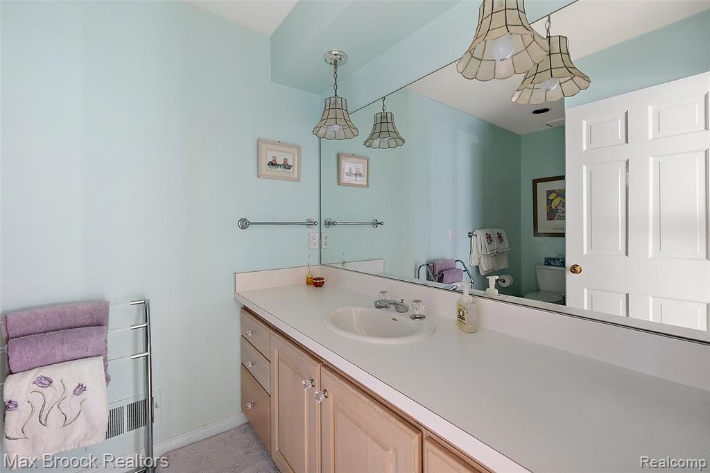 3673 York Court, Bloomfield Hills, MI 48301 — Photo 17