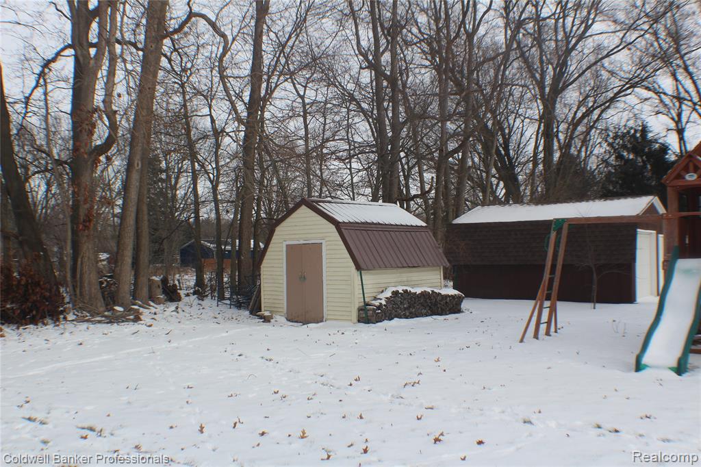 5220 Rockway Drive, Columbiaville, MI 48421 — Photo 2