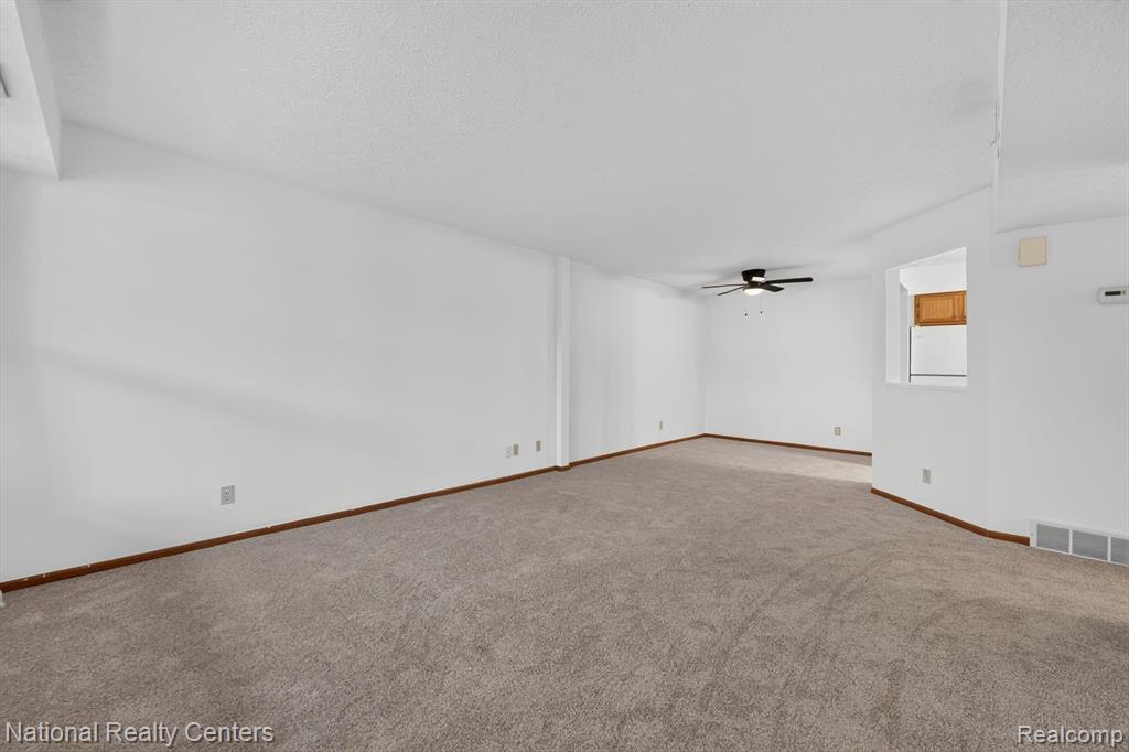 61171 Greenwood Drive, South Lyon, MI 48178 — Photo 7