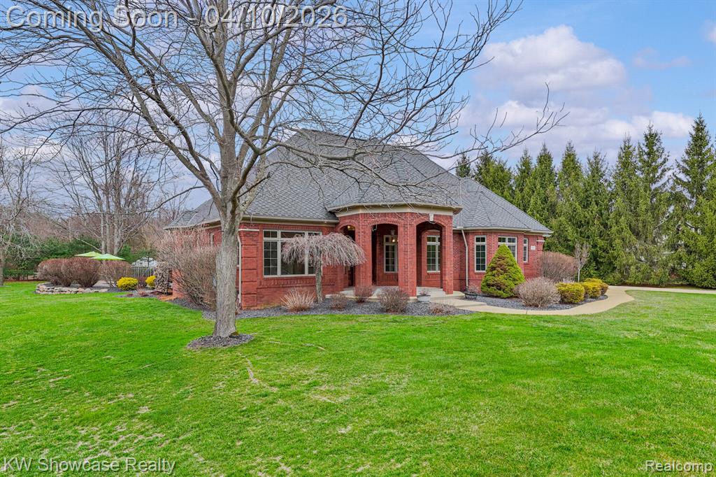 2901 Vero Drive, Highland, MI 48356 — Photo 2