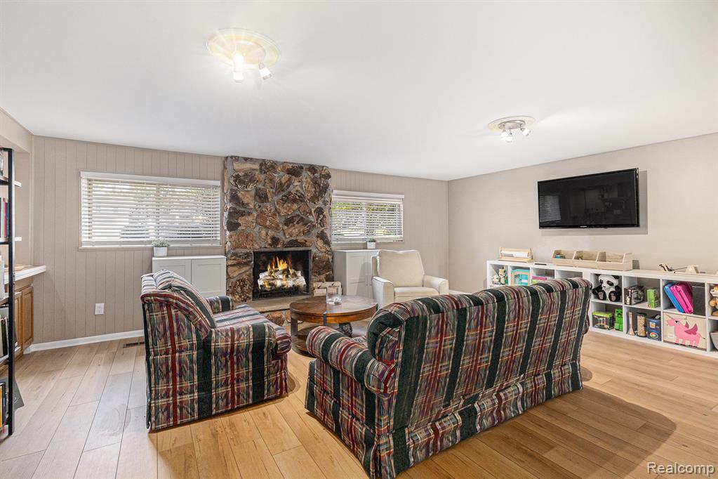 6507 Amy Drive, Clarkston, MI 48348 — Photo 24