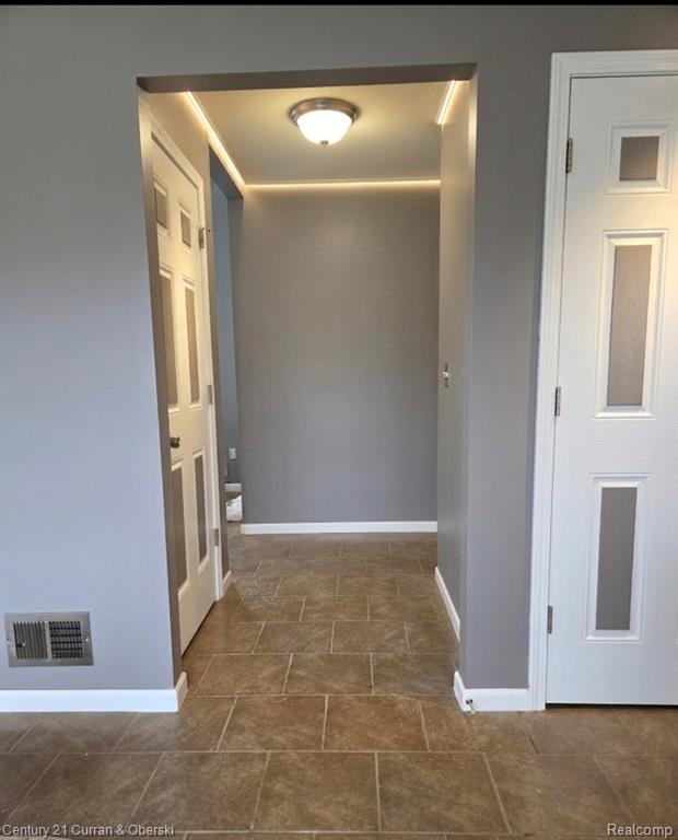 23756 Waterview Drive, New Boston, MI 48164 — Photo 11