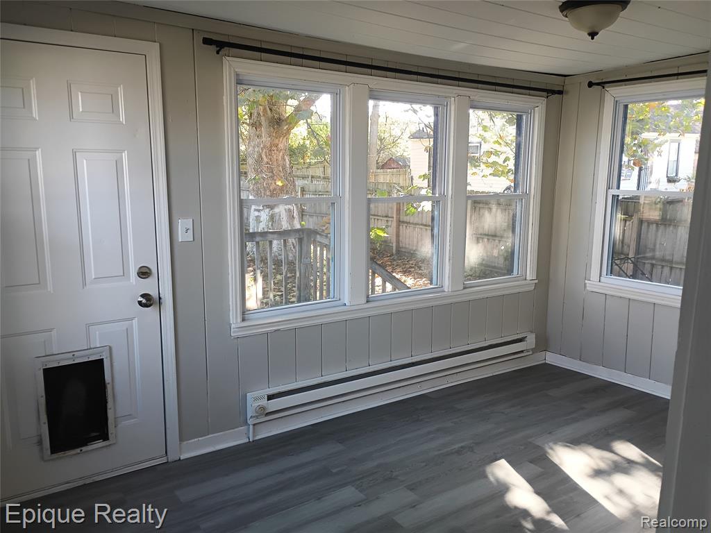 949 Boston Avenue, Waterford, MI 48328 — Photo 20