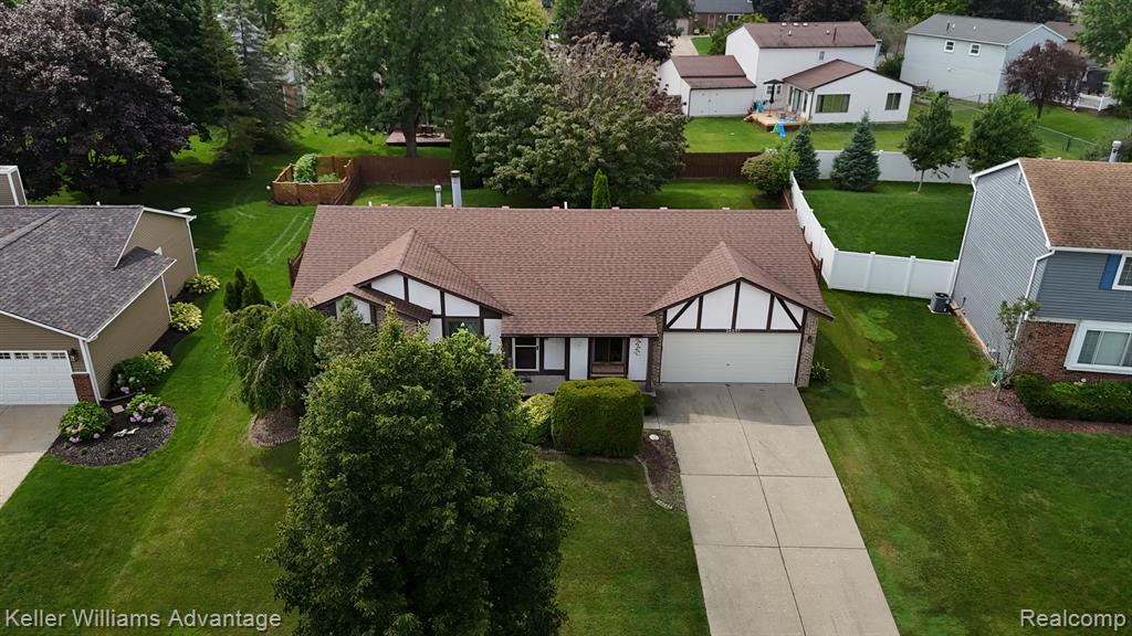 24297 Simmons Drive, Novi, MI — Photo 3