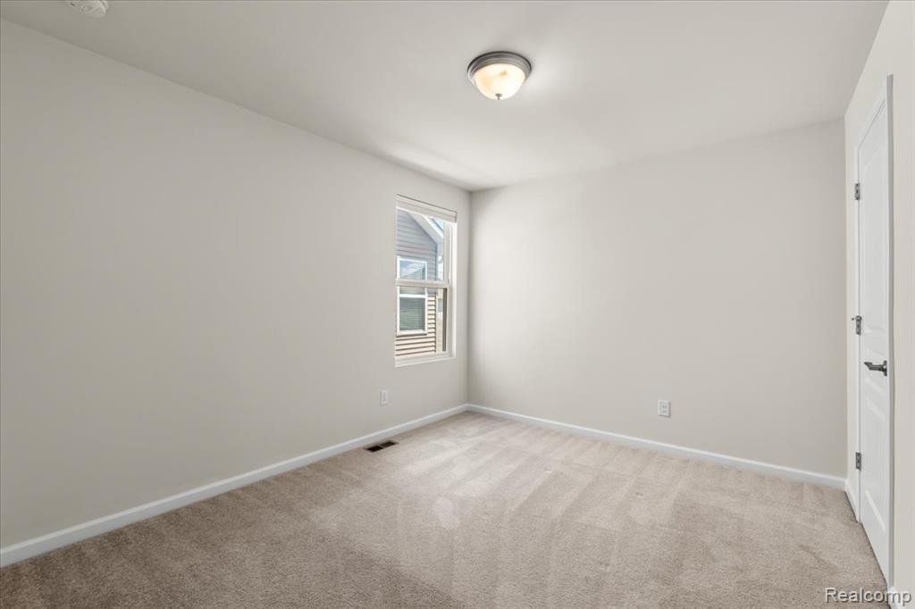 49552 Harrier Place, Novi, MI — Photo 32
