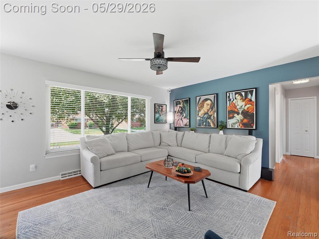 30728 Whittier Avenue, Madison Heights, MI 48071 — Photo 6