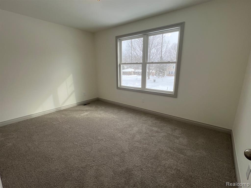 15563 MARILYN Avenue, Plymouth, MI 48170 — Photo 22