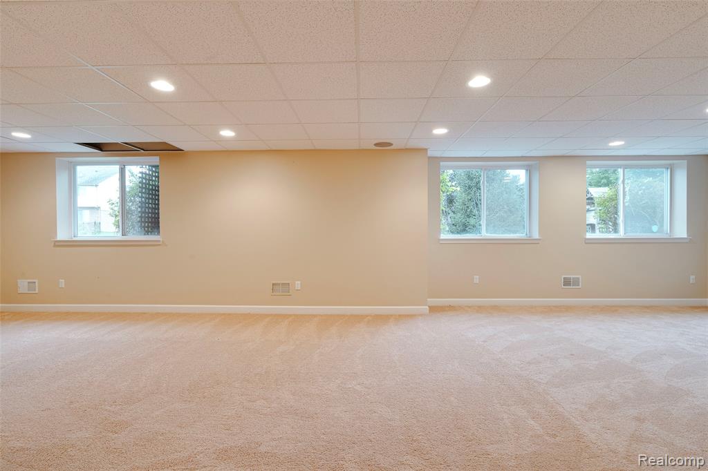51921 Red Cedar ct, South Lyon, MI 48178 — Photo 69