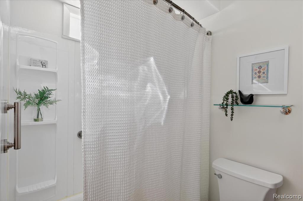 4227 Lanette Drive, Waterford, MI 48328 — Photo 27