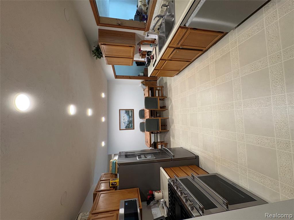 8105 Artesia Beach, St. Helen, MI 48656 — Photo 5