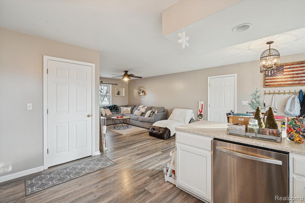 6974 Surrey Lane, Jackson, MI 49201 — Photo 14