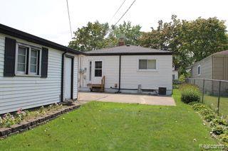 456 W OTIS Avenue, Hazel Park, MI 48030 — Photo 29