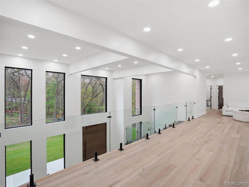 1715 Lone Pine Road, Bloomfield Hills, MI 48302 — Photo 32