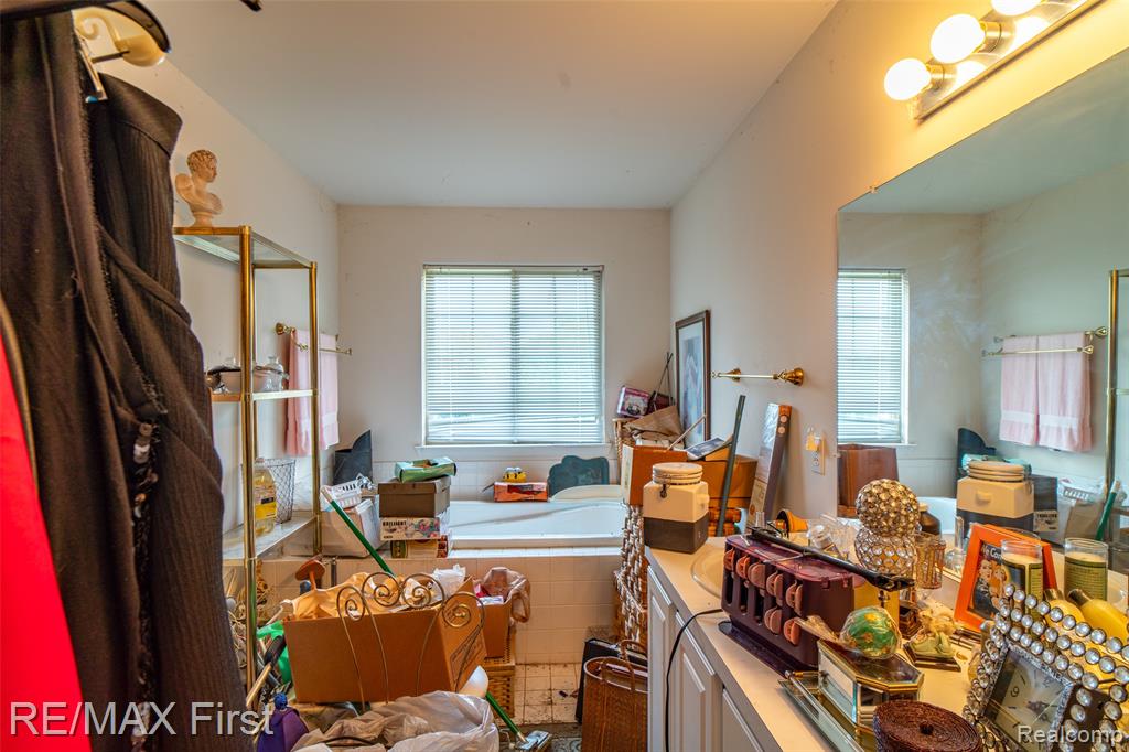 46466 SERENITY Drive, Macomb, MI 48044 — Photo 25