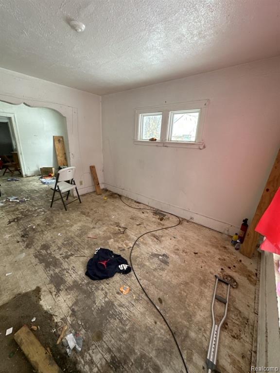 7282 Plainview Avenue, Detroit, MI 48228 — Photo 2