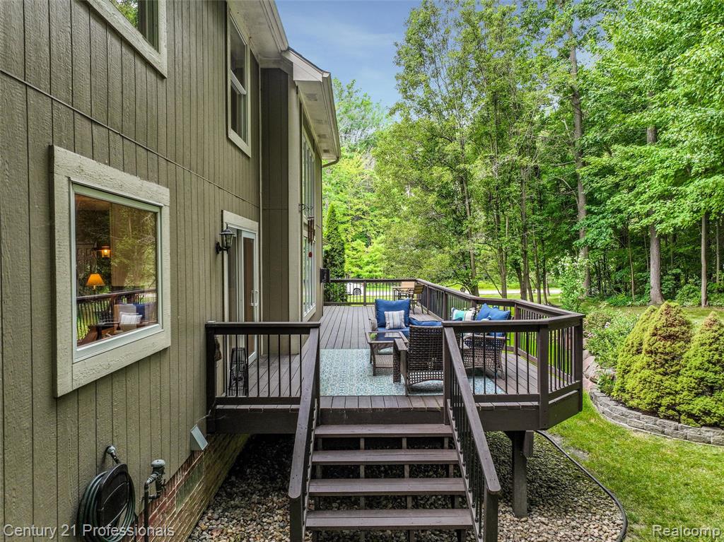 9884 Forest Ridge Drive, Clarkston, MI 48348 — Photo 44