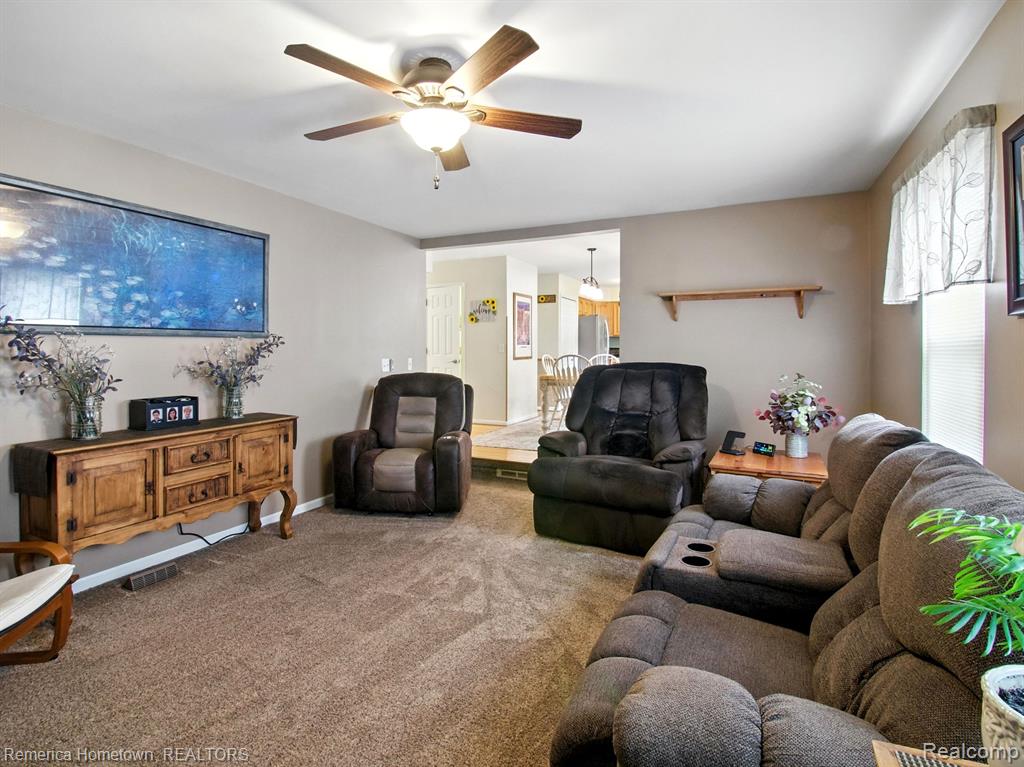 612 Bedford Drive, Westland, MI — Photo 11