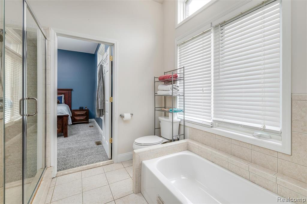 52041 Loon Court, Shelby Twp, MI 48315 — Photo 23