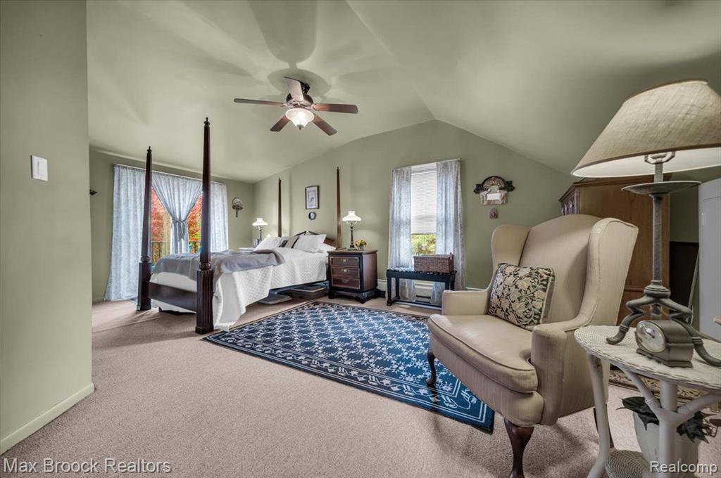 710 HARTLAND Drive, Troy, MI 48083 — Photo 12