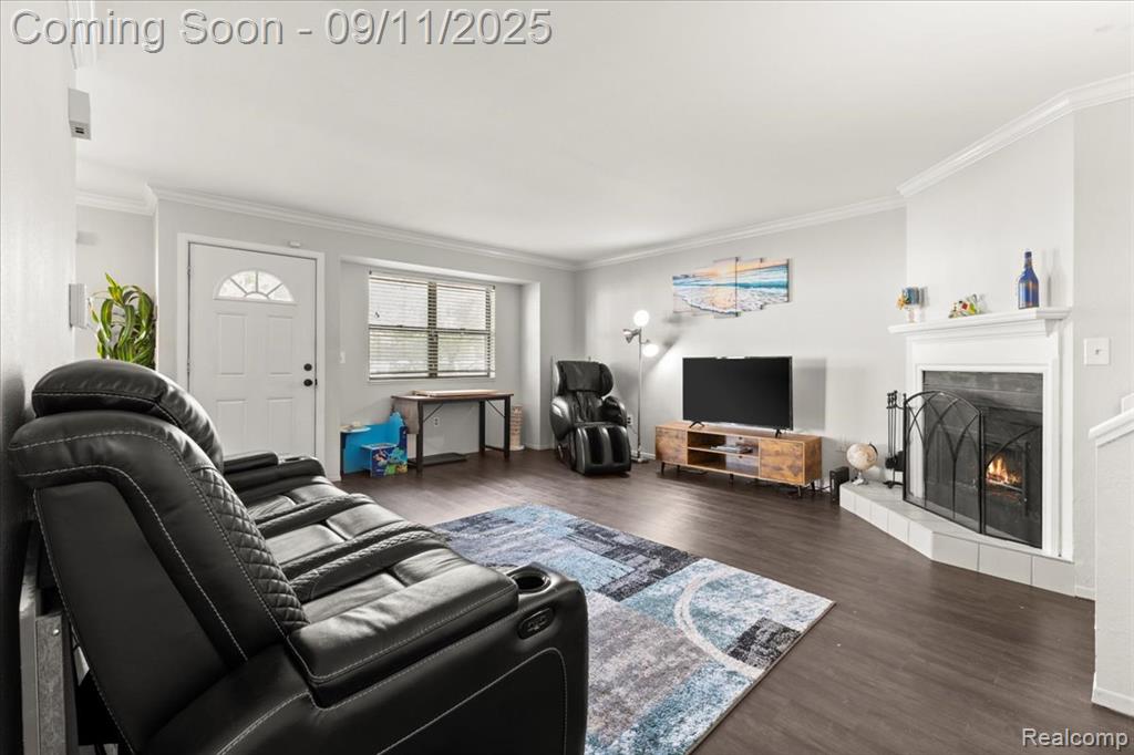 24851 Auburn Lane, Southfield, MI 48033 — Photo 9