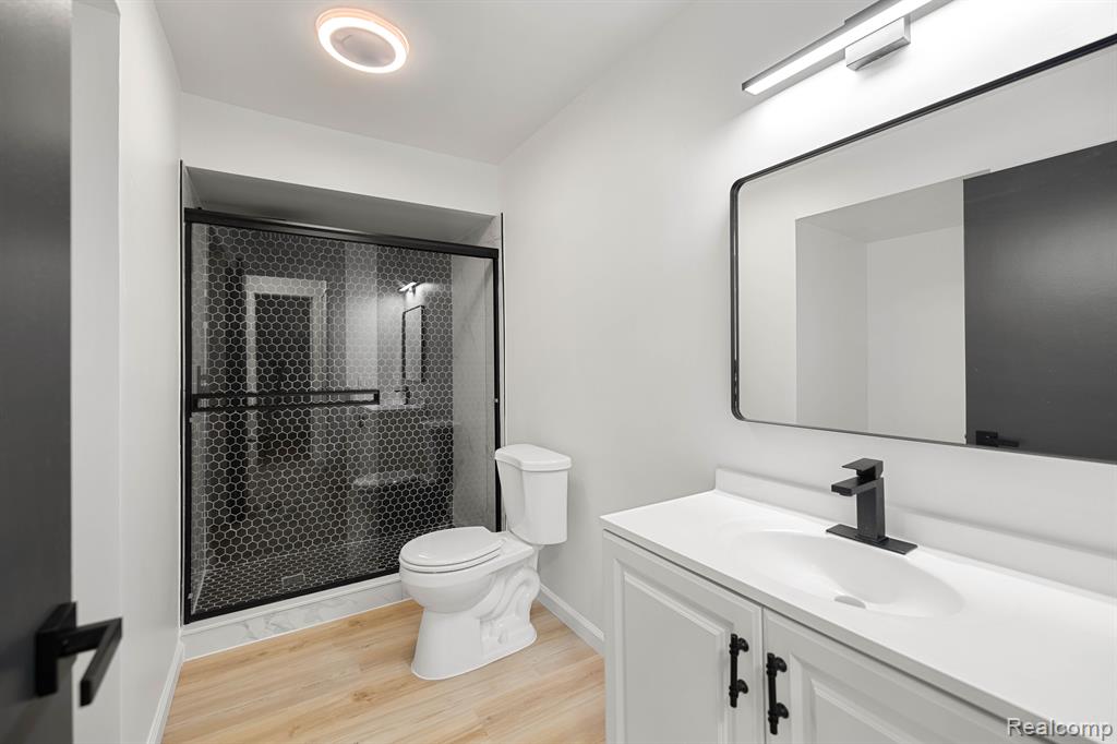 36988 Dartmoor Drive, Farmington Hills, MI 48331 — Photo 12