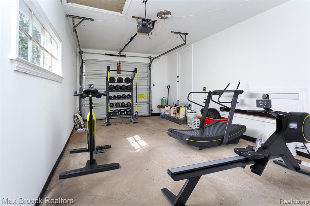 4120 Lotus Drive, Waterford, MI 48329 — Photo 27