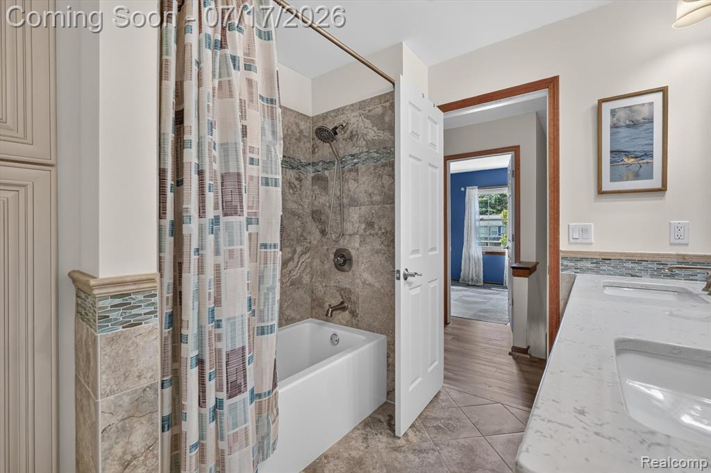 60309 Lamplighter Drive, New Hudson, MI 48165 — Photo 34