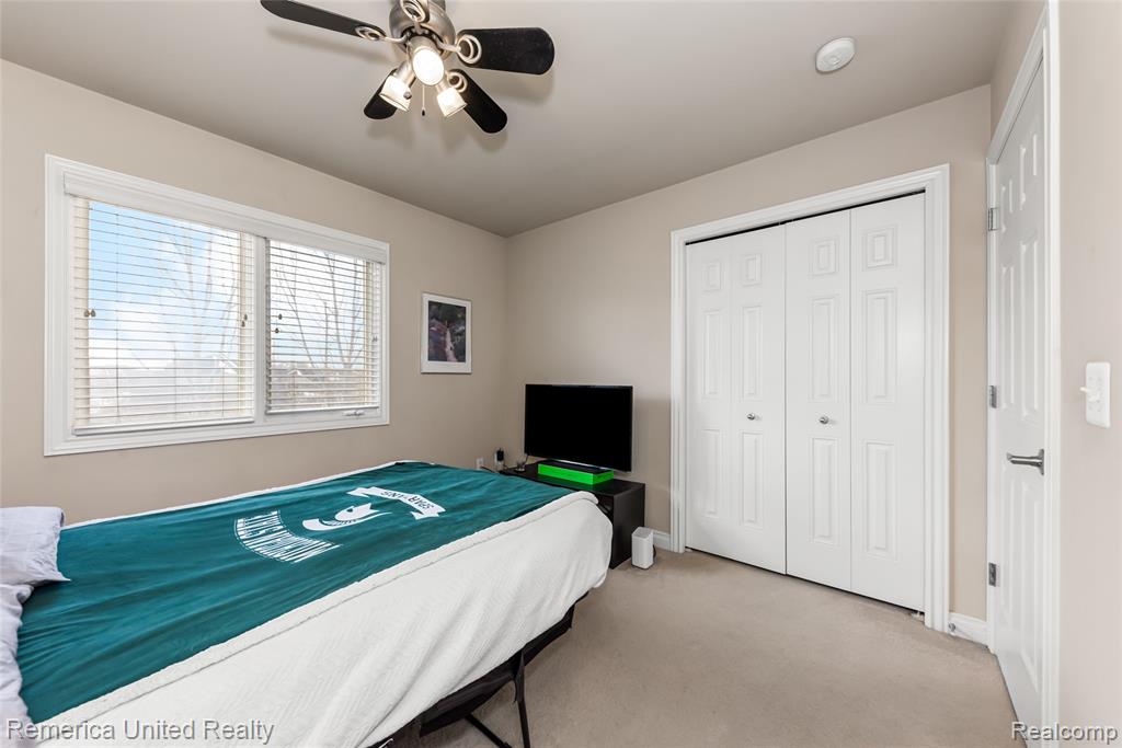 24695 Wedgewood Dr, South Lyon, MI 48178 — Photo 37
