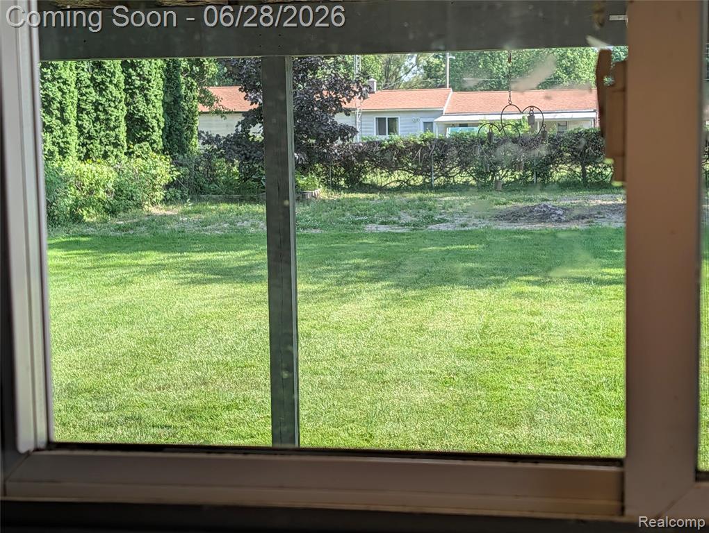 4456 E Coldwater Road, Flint, MI 48506 — Photo 23