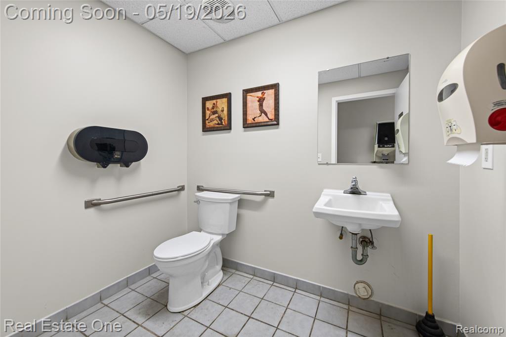 16018 S Huron River Drive, Romulus, MI 48174 — Photo 10