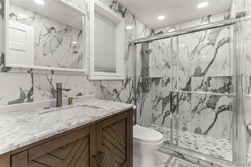 5908 Kinmore Street, Dearborn Heights, MI 48127 — Photo 33