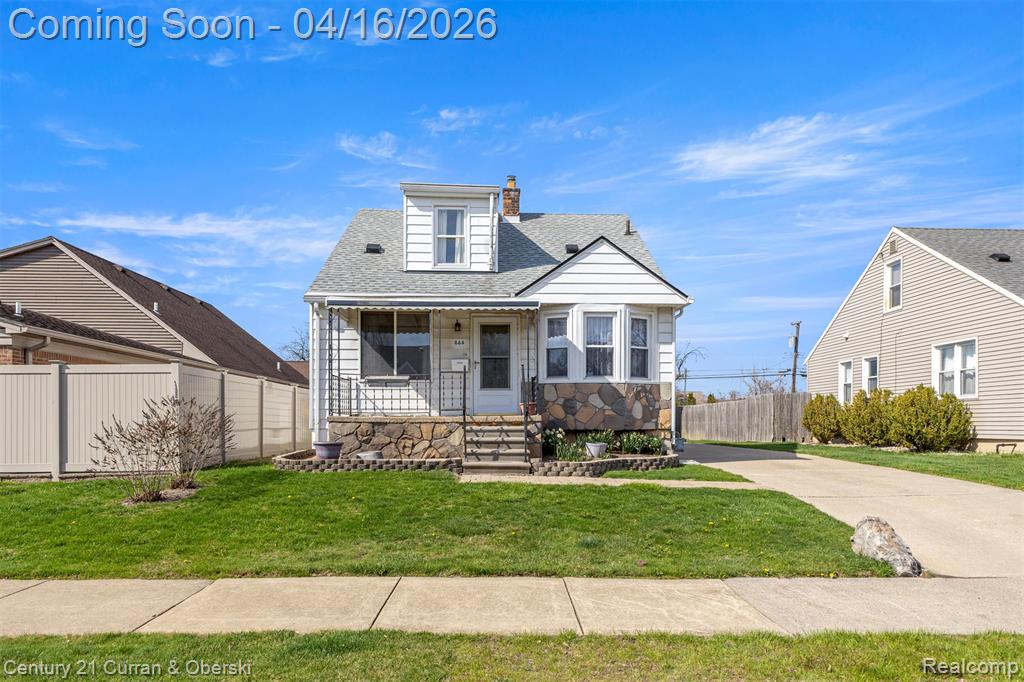 866 Clinton Street, Wyandotte, MI 48192 — Photo 3