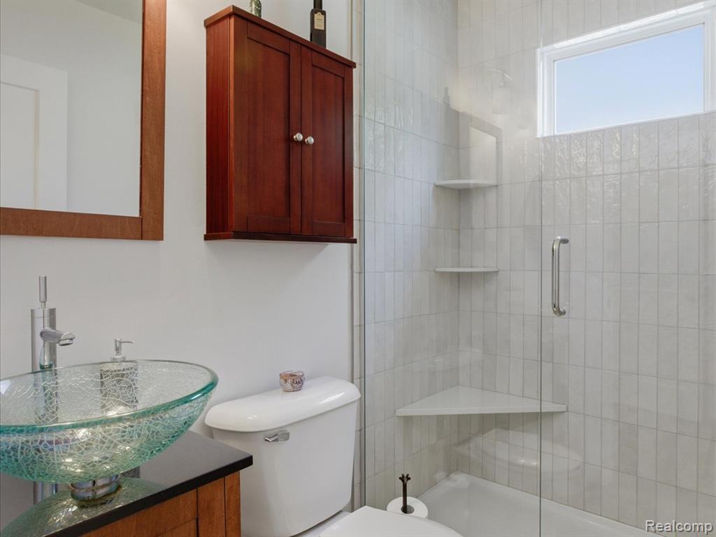 832 N 9th Street, St. Clair, MI 48079 — Photo 24