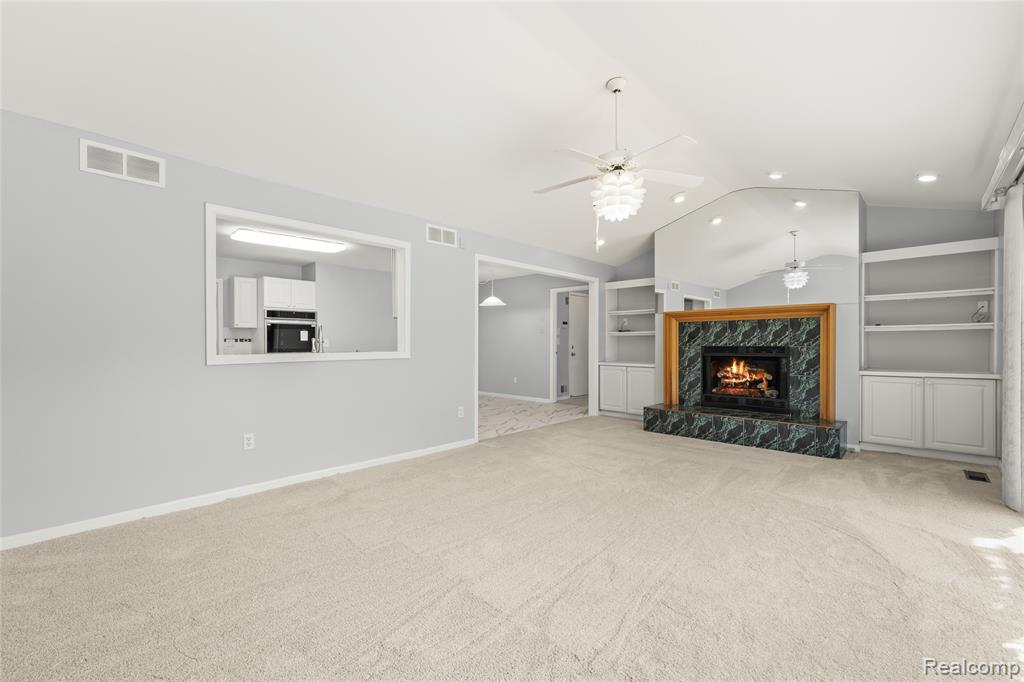 441 Parkview Drive Drive, Detroit, MI 48214 — Photo 17