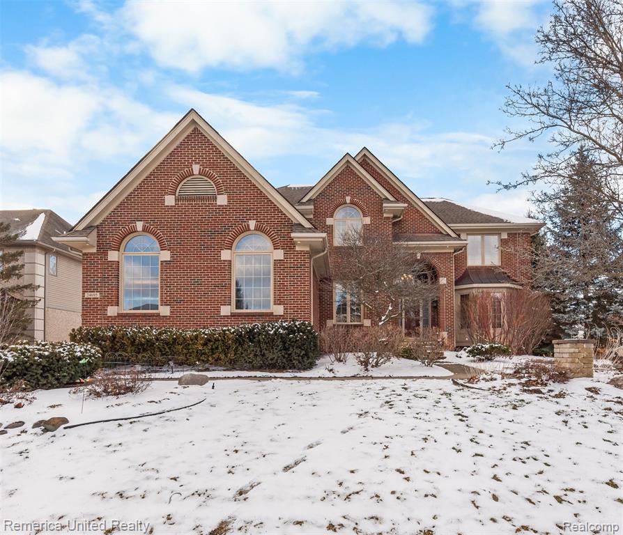 24695 Wedgewood Dr, South Lyon, MI 48178 — front exterior