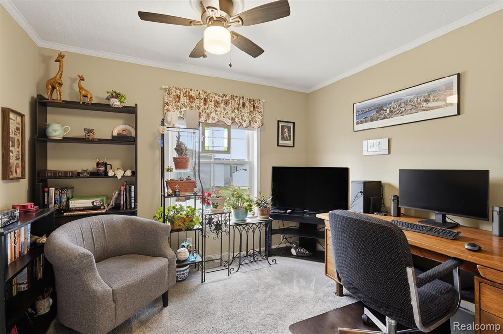 11186 Chestnut Hill Court, South Lyon, MI 48178 — Photo 16