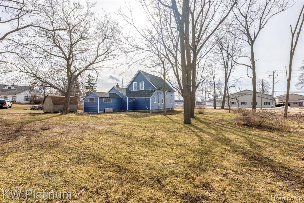 2819 Ravenswood Road, Port Huron, MI 48060 — Photo 6